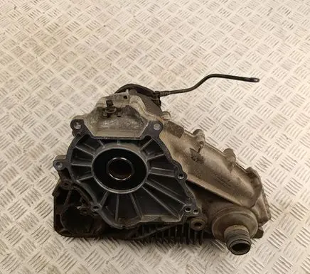 BMW X5 E70 Gearbox transfer box case 7574777
