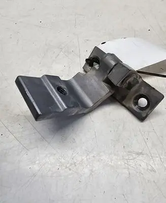 BMW 5 E60 E61 Rear door lower hinge 7068090