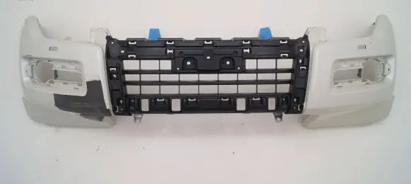 Mitsubishi Pajero Front bumper