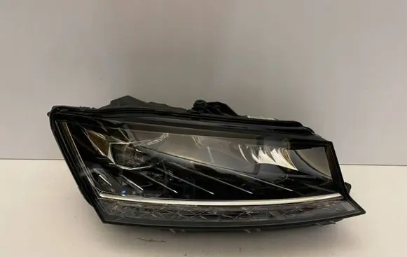 Skoda Fabia Mk3 (NJ) Headlight/headlamp 6V1941016E LE17A6402 030111523200