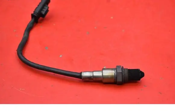 BMW Z4 E89 Lambda probe sensor 8570230