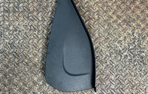BMW 5 G30 G31 Dashboard side end trim 9329551 9330864