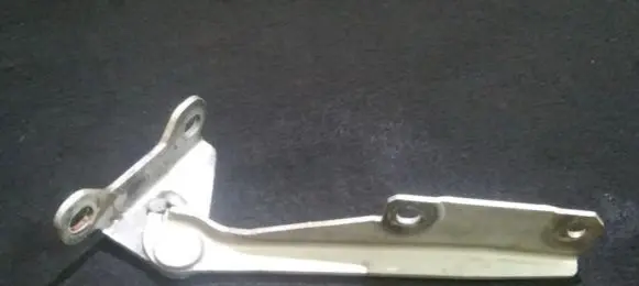 Mitsubishi Carisma Engine bonnet/hood hinges