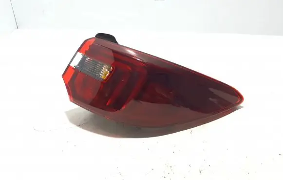Opel Grandland X Rear/tail lights 9846766680