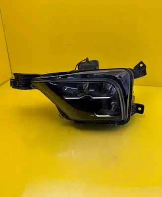 Citroen C5 X Headlight/headlamp 9851989480