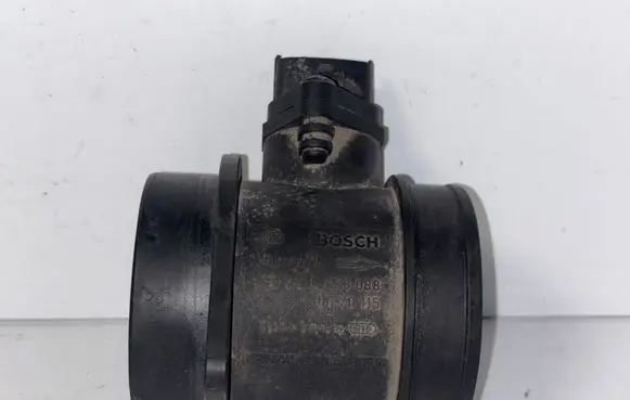 Volvo V70 Mass air flow meter 0280218088