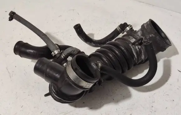 Audi A4 S4 B6 8E 8H Air intake duct part 06B133356AA 416567002