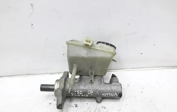 Volvo V70 Master brake cylinder