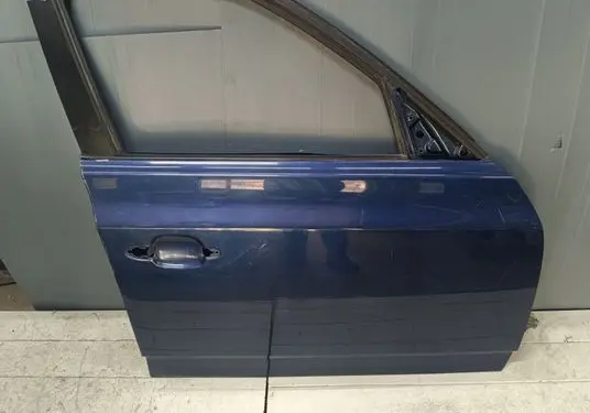 BMW X3 E83 Front door