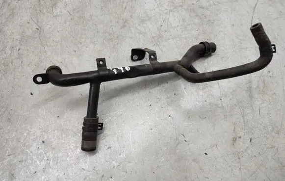 Audi A4 S4 B6 8E 8H Engine coolant pipe/hose 06B133335A