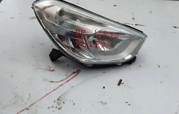 Dacia Dokker Headlight/headlamp 