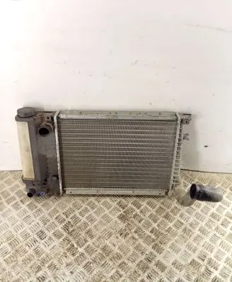 BMW 3 E36 Coolant radiator