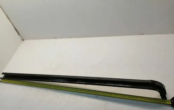Ford Transit Sliding door middle rail 