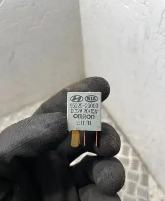 Hyundai Tucson JM Other relay 952252D000
