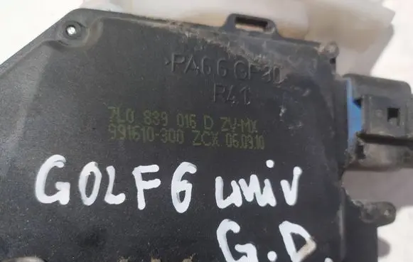 Volkswagen Golf VI Rear door lock 7L0839016D