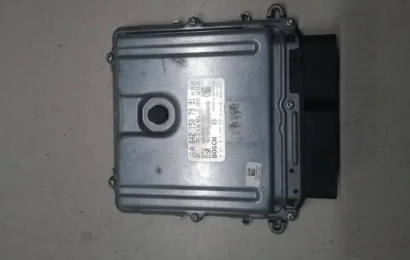 Mercedes-Benz CLS C219 Engine control unit/module A6421507991 1039S14067 4264905461016203