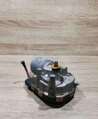Volkswagen PASSAT B6 Wiper motor 3c1955119 0390241791