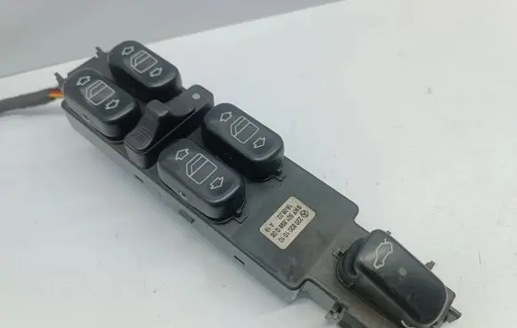 Mercedes-Benz S W220 Electric window control switch 2208201010 SWF50169806