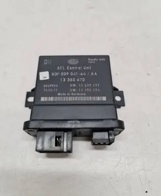 Opel Insignia A Light module LCM 5DF00904164 13285677 13350670