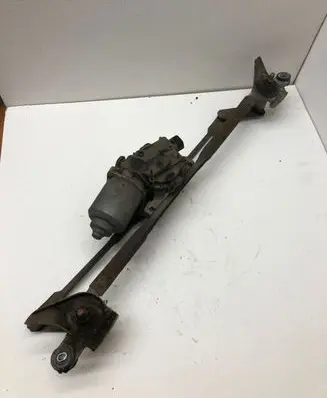 Mazda 6 Front wiper linkage 