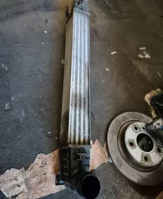 Volkswagen Sharan Intercooler radiator 0823856 132002748