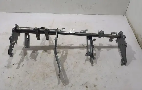 Renault Express Dashboard cross member/frame bar 678705513R
