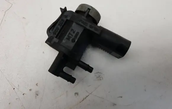 Audi A3 S3 8P Turbo solenoid valve 1ko906283