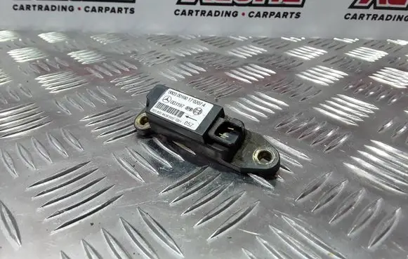 Mercedes-Benz C W204 Airbag deployment crash/impact sensor 0018204426