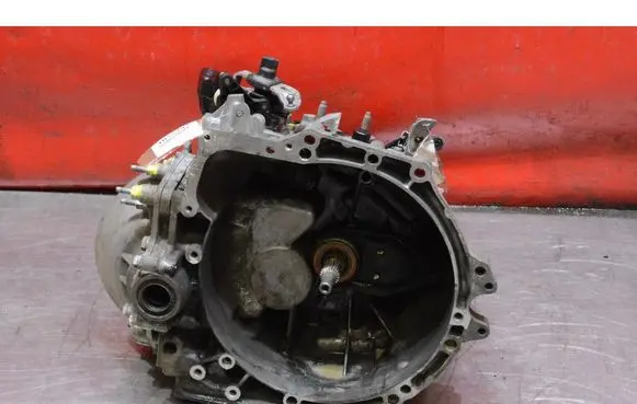 Peugeot 308 Manual 6 speed gearbox 20MB41