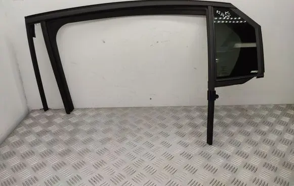 Opel Astra L Rear vent window glass 9838521980 9838522380 43R000073