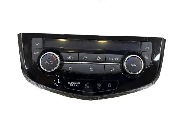 Nissan Qashqai Climate control unit 275004EA1A 9810T907771
