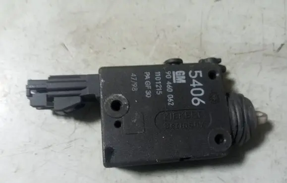 Opel Vectra B Central locking motor 90460062
