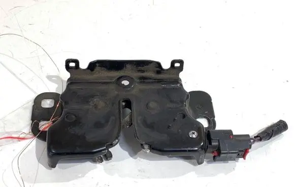 Jeep Cherokee Engine bonnet/hood lock/catch 68110053AB