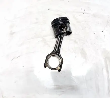 Citroen C4 I Piston with connecting rod