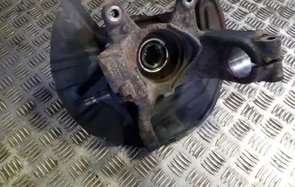 BMW X3 E83 Front wheel hub spindle knuckle