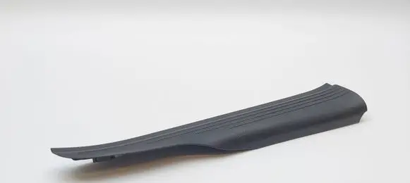Mercedes-Benz E W211 Rear sill trim cover A2116805335 2116805335