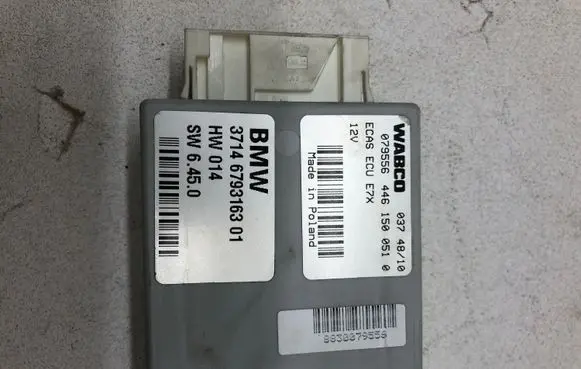 BMW X5 E70 Air suspension control unit module (rear) 3714679316301 0190091977
