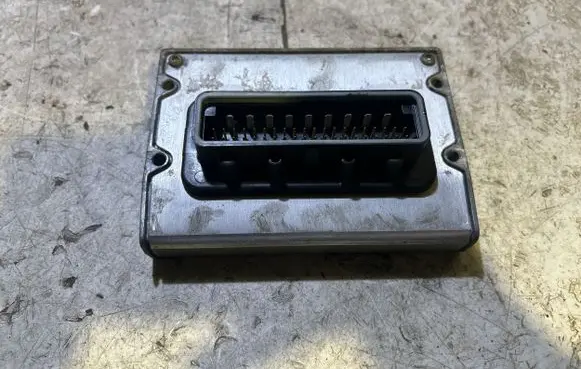 Chrysler Voyager Fuse module 05144579AC 64469H T095700128