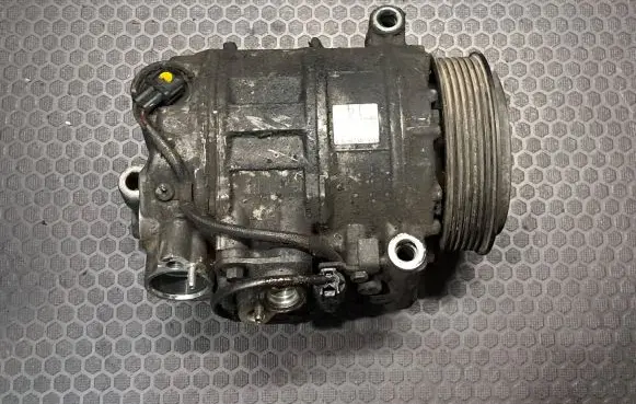 Mercedes-Benz E W211 Air conditioning (A/C) compressor (pump) A0012301411 7SEU17C GE4471805656
