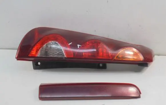 Nissan Note (E11) Rear/tail lights 220-16752