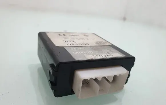Honda CR-V Door control unit/module 38380S10G04