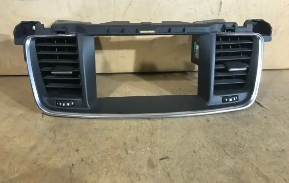 Peugeot 508 Dash center air vent grill 9686446277 9686457877 9686445277