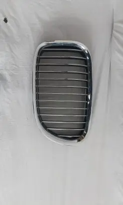 BMW 7 F01 F02 F03 F04 Front bumper upper radiator grill 51137211657 51137211 10627110