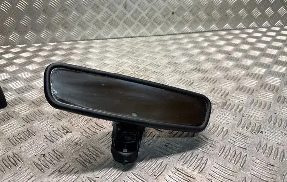 Rear view mirror (interior)