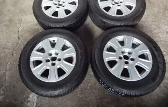Audi Q3 8U R16 alloy rim 