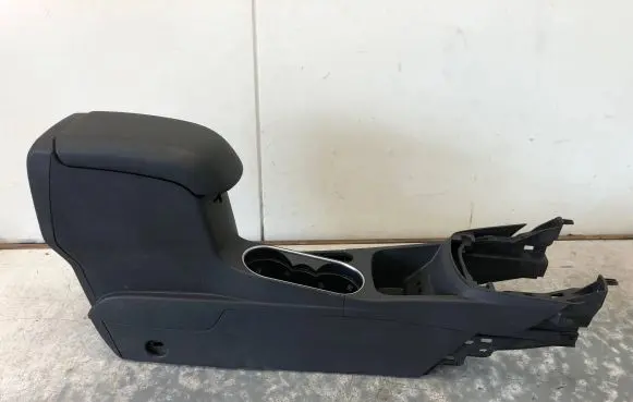 Ford Fiesta Center console