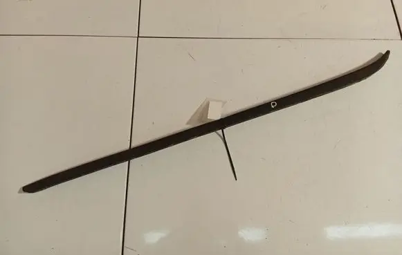 Audi A6 S6 C6 4F Windshield trim 