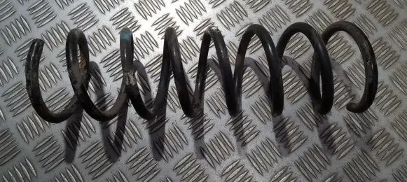 Mazda 3 I Rear coil spring