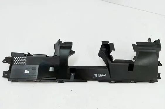 Dacia Duster III Radiator trim 628101264R