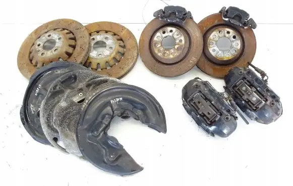 Audi RS3 8PA Brake discs and calipers set 
